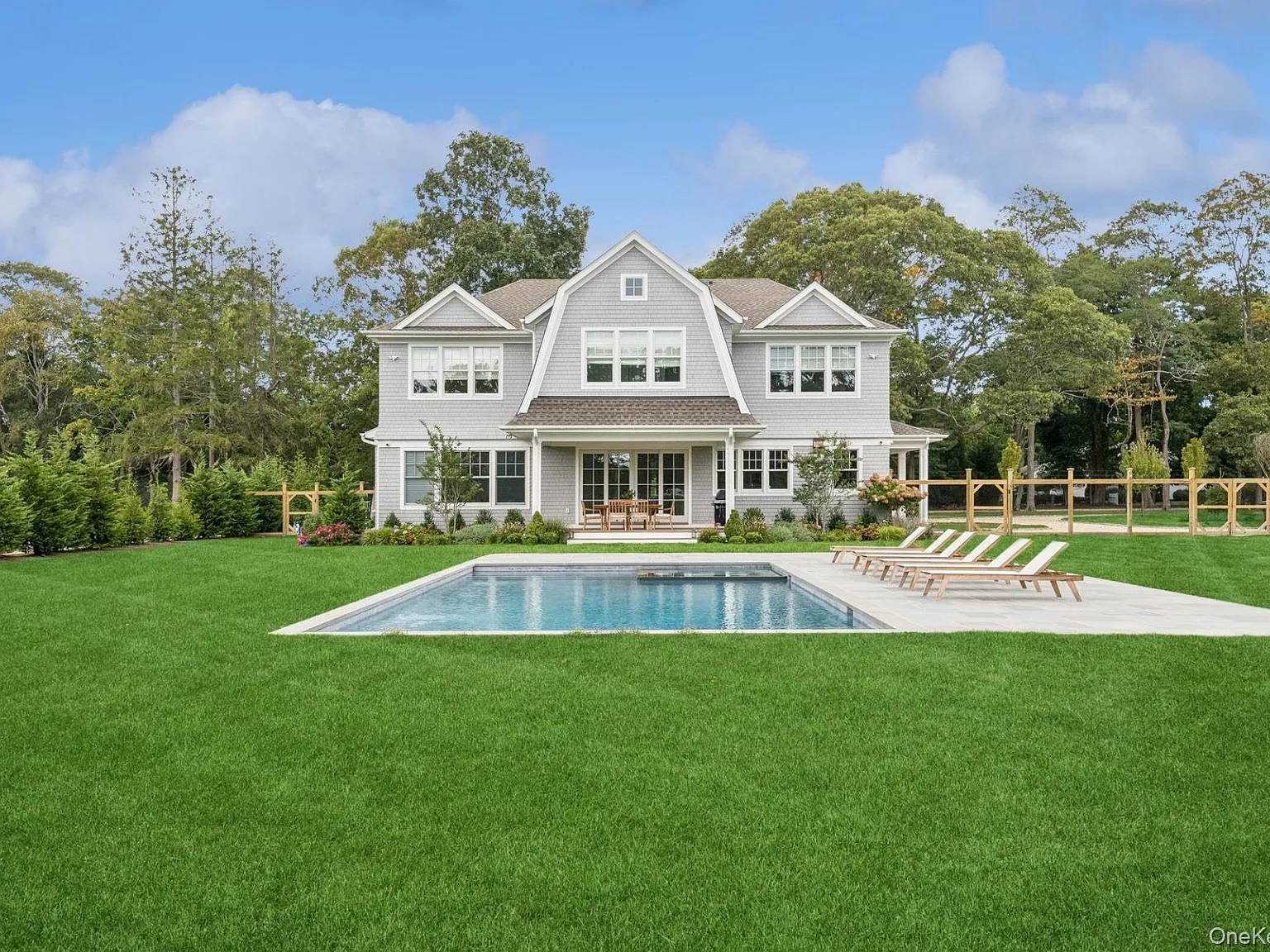 5 bed, 5.5 bath, 5000 sqft, $125,000 — Photo 2