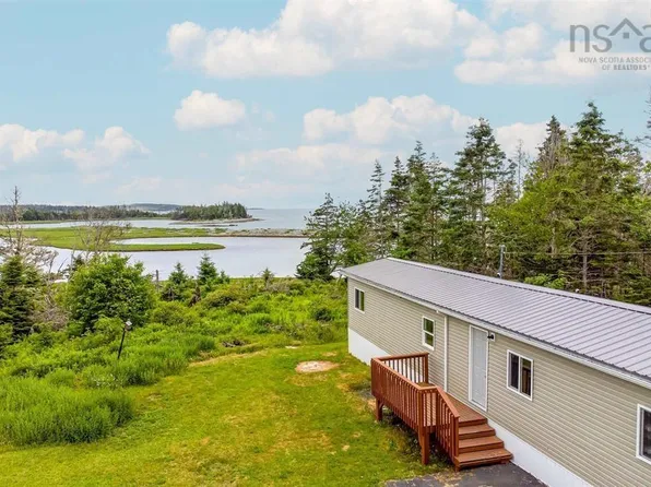 2403 Ship Harbour Rd, Owls Head, NS B0J 2L0