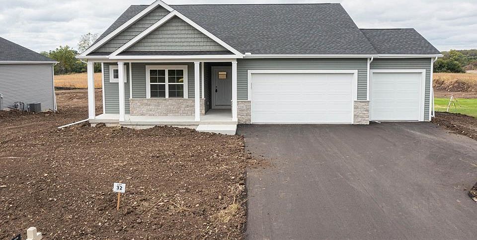 1st image of 3830 Green Ash Dr