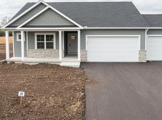 3830 Green Ash Dr, Janesville, WI 53545
