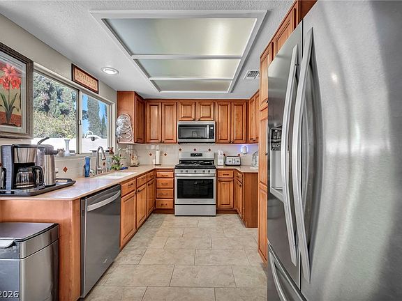 5th image of 2332 Schillings Ct