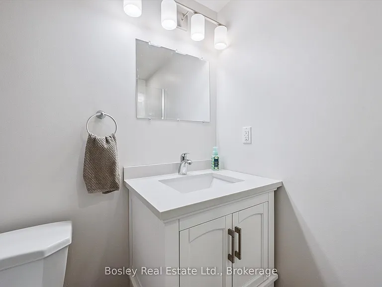 24 Menzie Ave #B — Photo 24