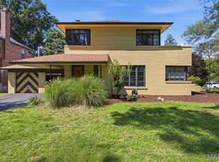 7301 Ravinia Dr, Saint Louis, MO 63121