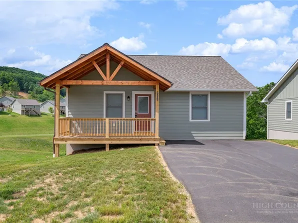 233 Ava Way #109, Boone, NC 28607