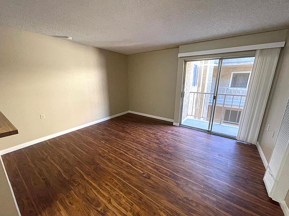 3rd image of 401 W 6th St #0