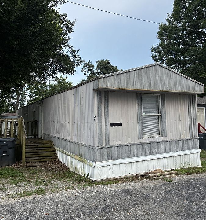 1st image of 1305 N Floyd St Lot 30