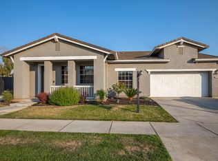 2677 Mustang Dr, Oakdale, CA 95361