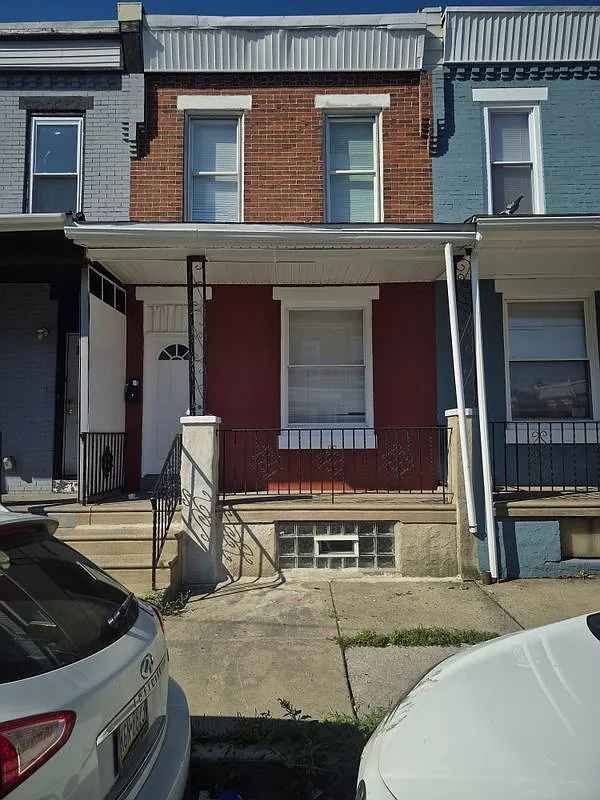2004 S Simpson St — Photo 1