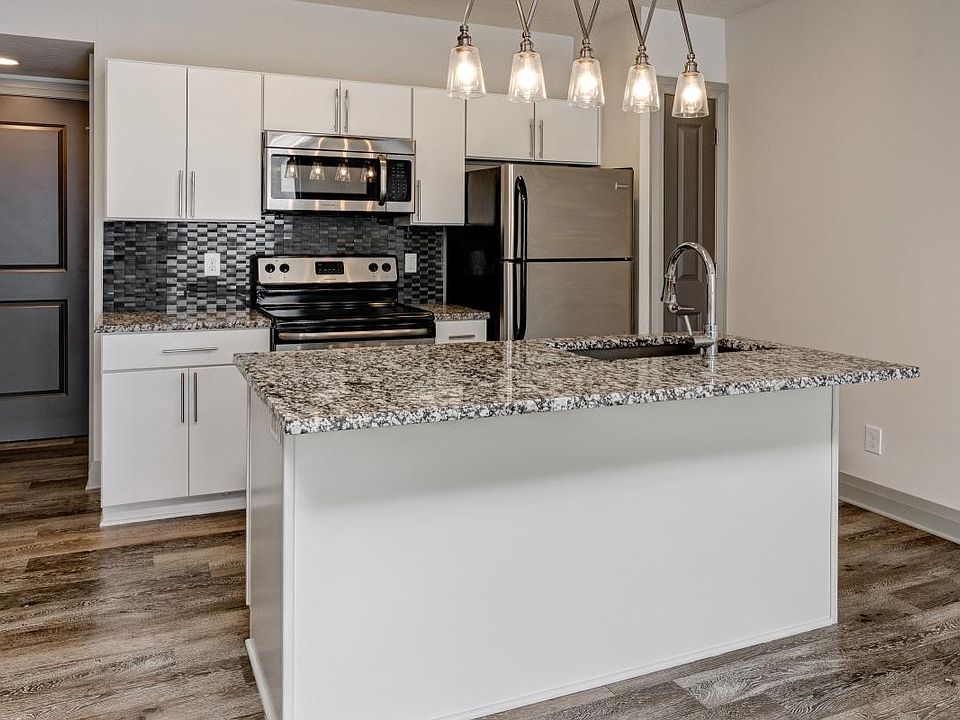 1st image of 40 W 3rd Ave #205