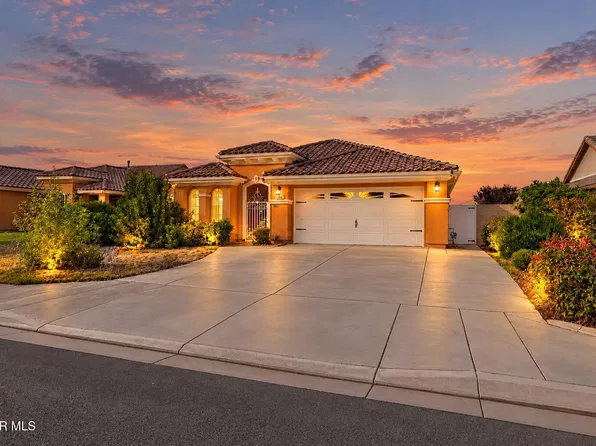 3045 E Newgrove St, Lancaster, CA 93535