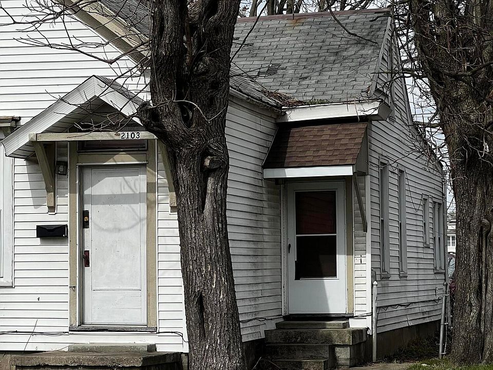 2nd image of 2103 W Ormsby Ave