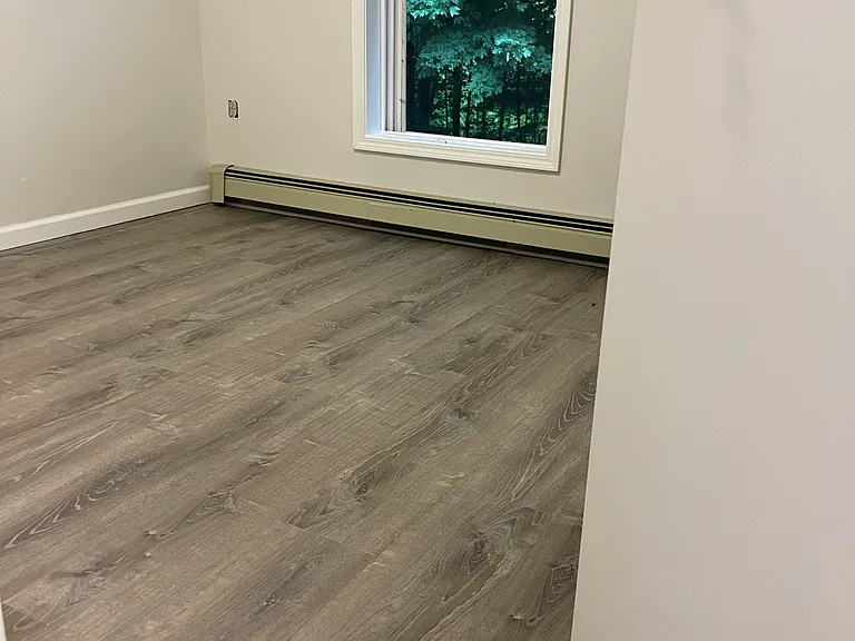 95 Downey Dr — Photo 14