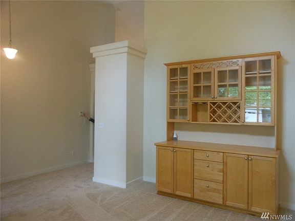 3rd image of 607 Dowel Dr NW