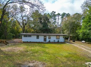 214 Charles Ave, Wewahitchka, FL 32465