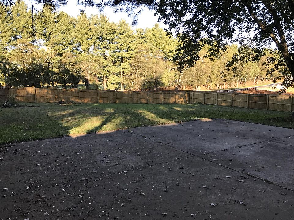 2nd image of 1716 Allison Ave