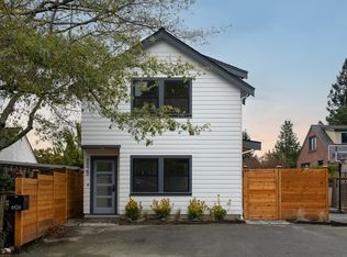8828 29th Ave NW, Seattle, WA 98117
