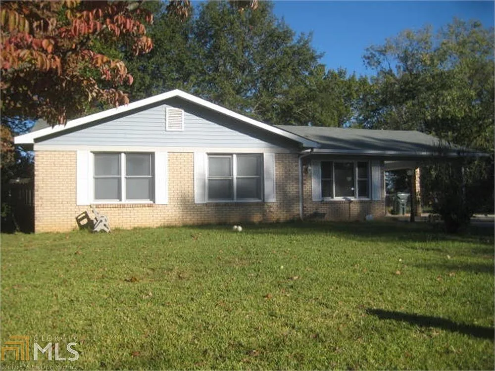 113 Wesleyan Dr photo 1