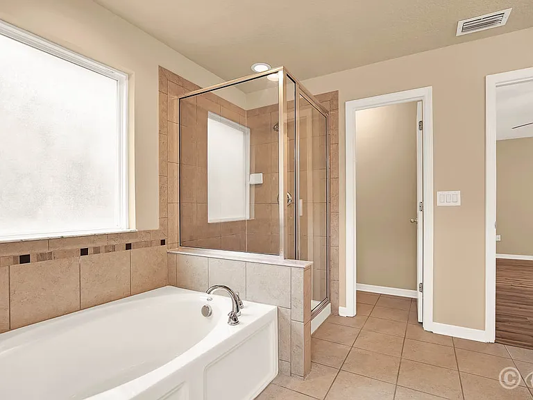 16405 Egret Crossing Ln — Photo 24