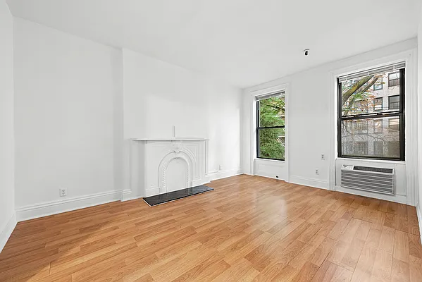 Rented by Douglas Elliman | media 8