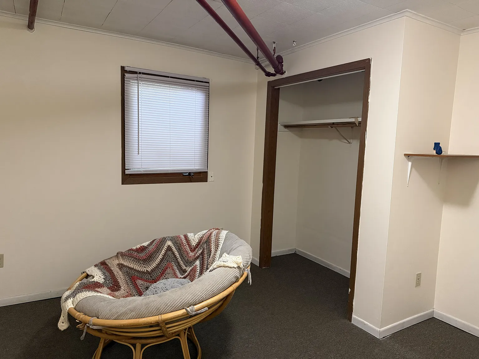 7 bed, 2.5 bath, $2,100 — Photo 4