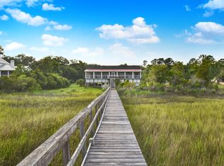 700 Donnelly Corner Dr, Awendaw, SC 29429