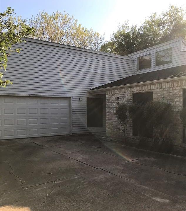 1st image of 2414 Creek Meadows Dr