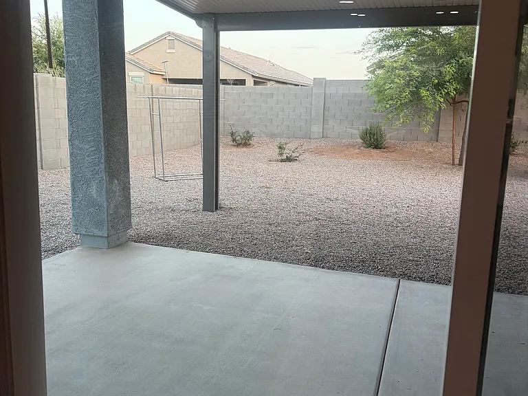 35963 W San Alvarez Ave — Photo 16