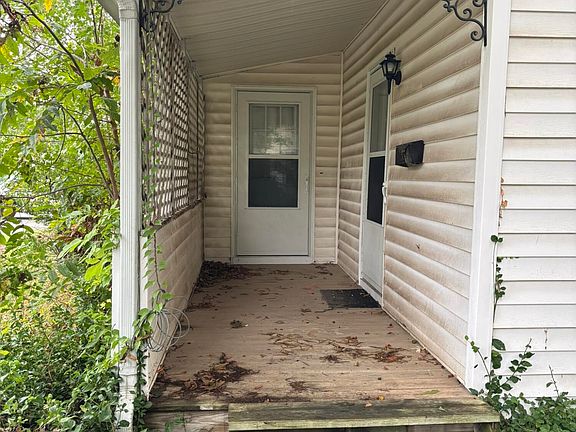 4th image of 440 W Mccord Street