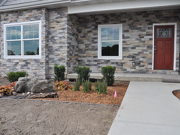 2nd image of 5074 Winterwood Ln
