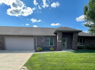 1841 S Patriot Dr, Yorktown, IN 47396