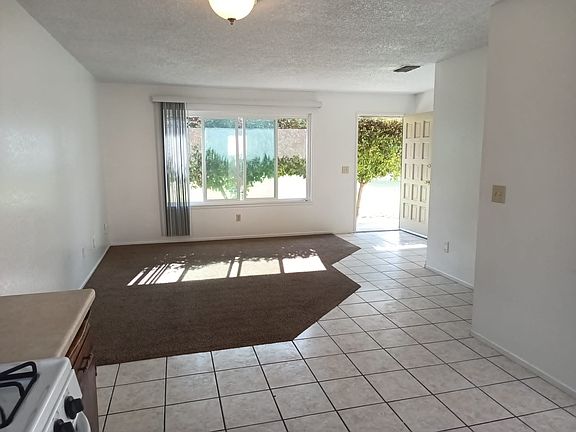 2nd image of 2822 W James Ave