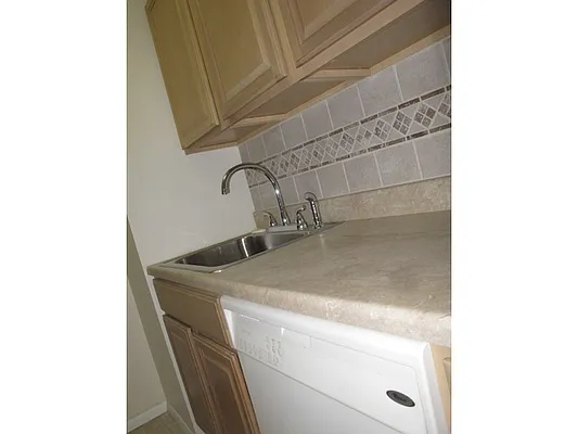 Rented by Aclawrence | media 35