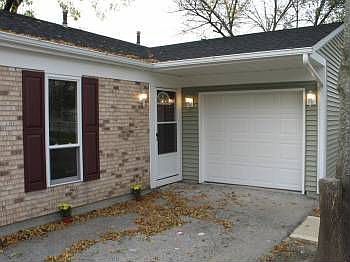 3rd image of 1034 W 61st Ave