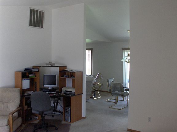 5th image of 4915 Kalahari Dr