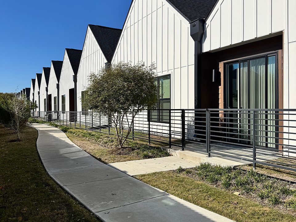 1st image of 2102 Legacy Dr #1702