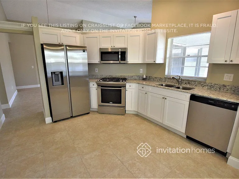 3211 NW 123rd Ter — Photo 6
