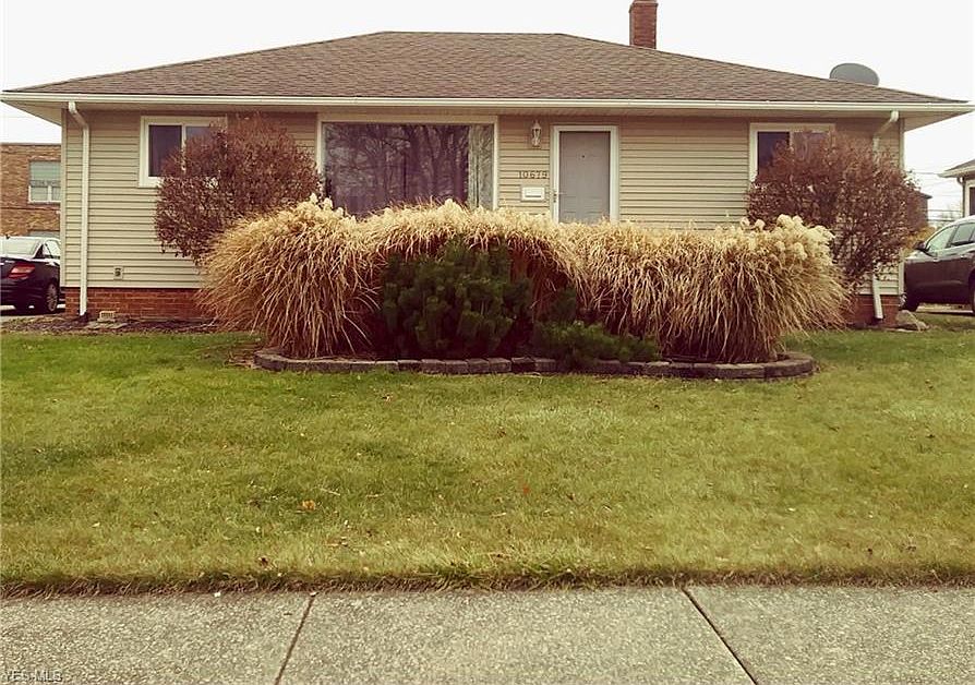 1st image of 10679 Sharon Dr