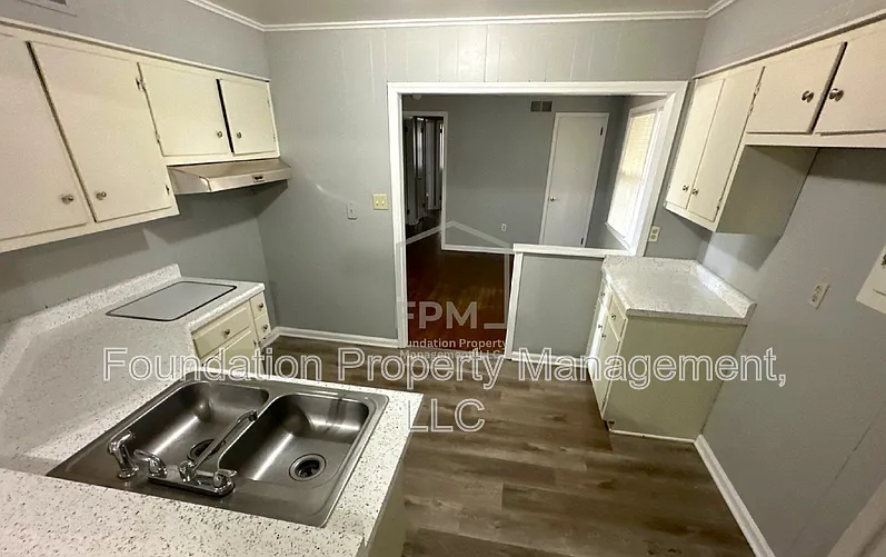 3 bed, 1.5 bath, 1485 sqft, $1,650 — Photo 4