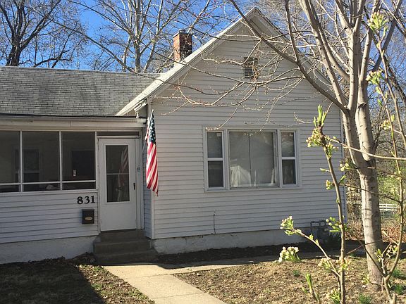 4th image of 831 Ottawa St