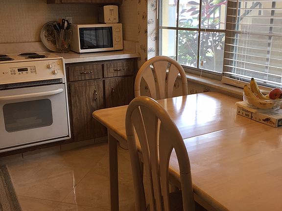3rd image of 1845 S Highland Ave APT 9-1