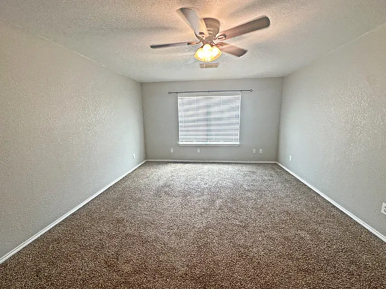 11358 Victory Cavern — Photo 16