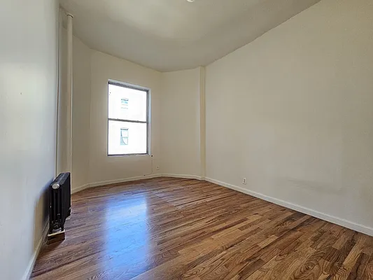 Rented by BRICK & GALO REALTY CORP | media 1