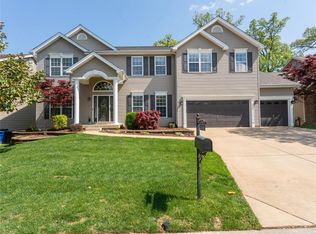 5140 Romaine Spring Dr, Fenton, MO 63026