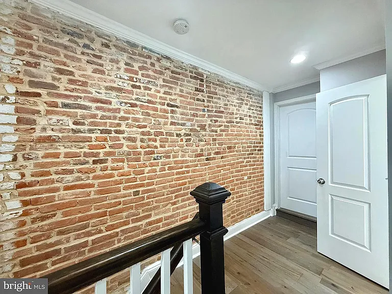 616 S Luzerne Ave — Photo 27