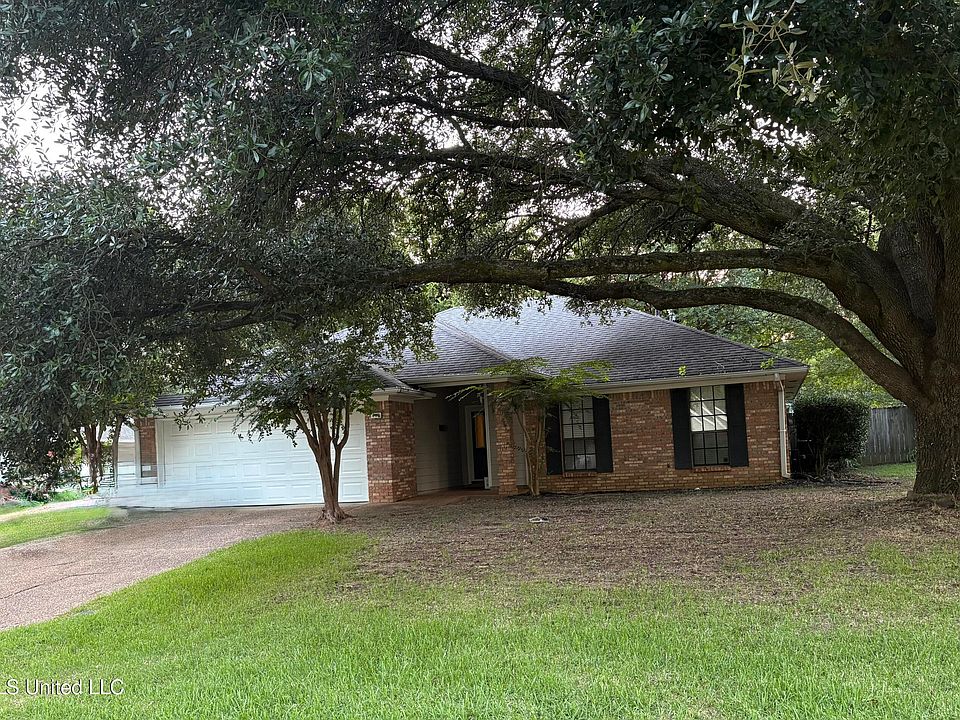 1st image of 440 Brentwood Dr
