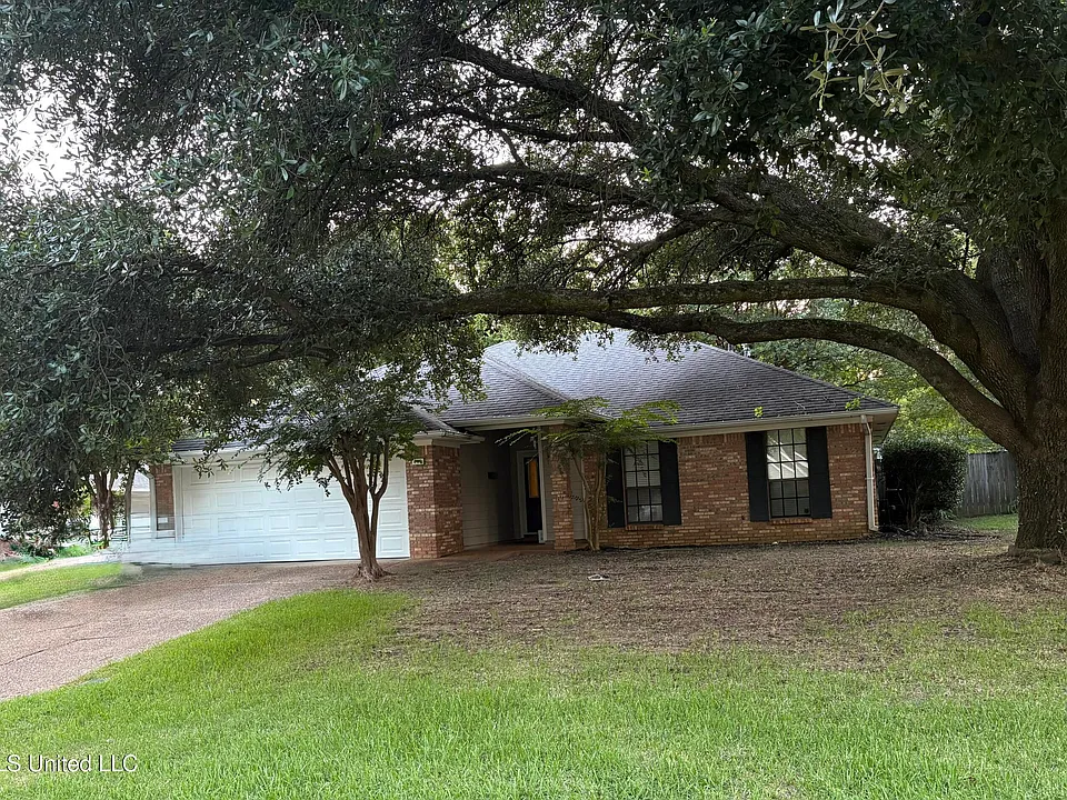440 Brentwood Dr