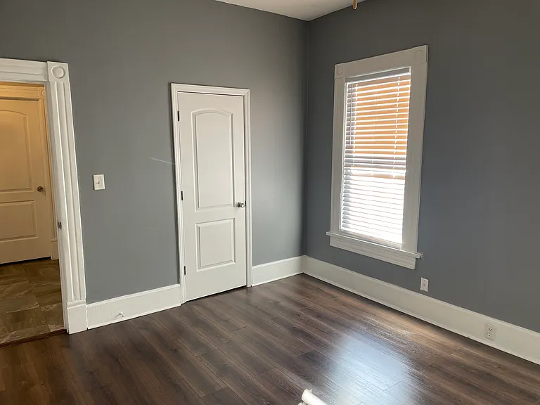 2024 N Market St — Photo 16