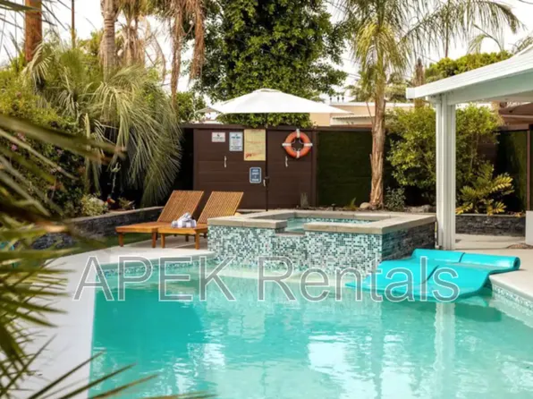 547 N Sunrise Way, Palm Springs, CA 92262