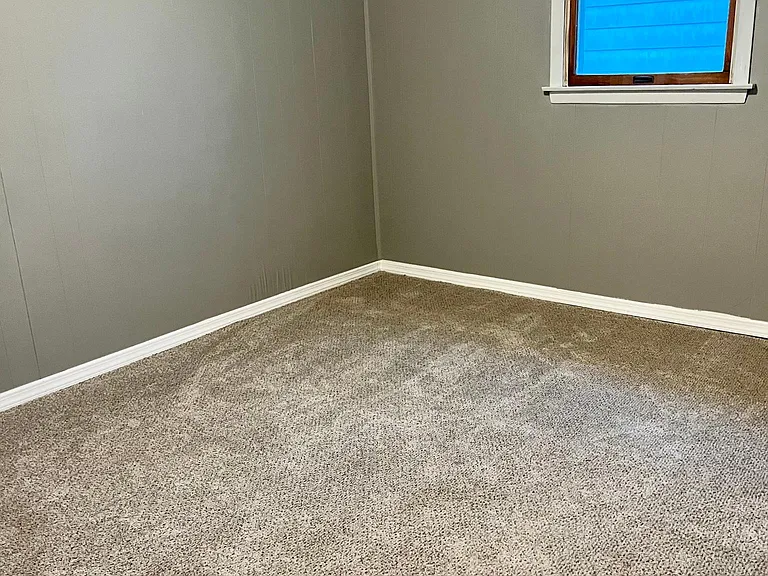 400 Clarkson Ave — Photo 4