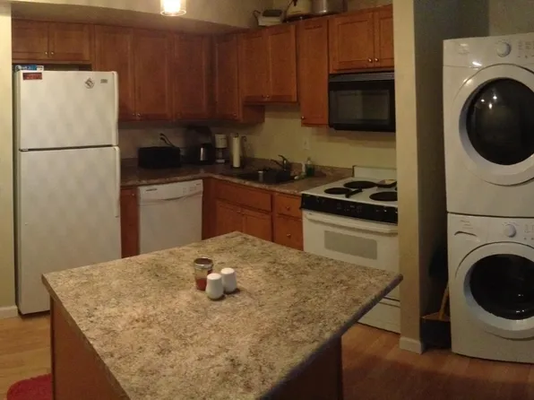 3431 Kenbrooke Ct, Kalamazoo, MI 49006